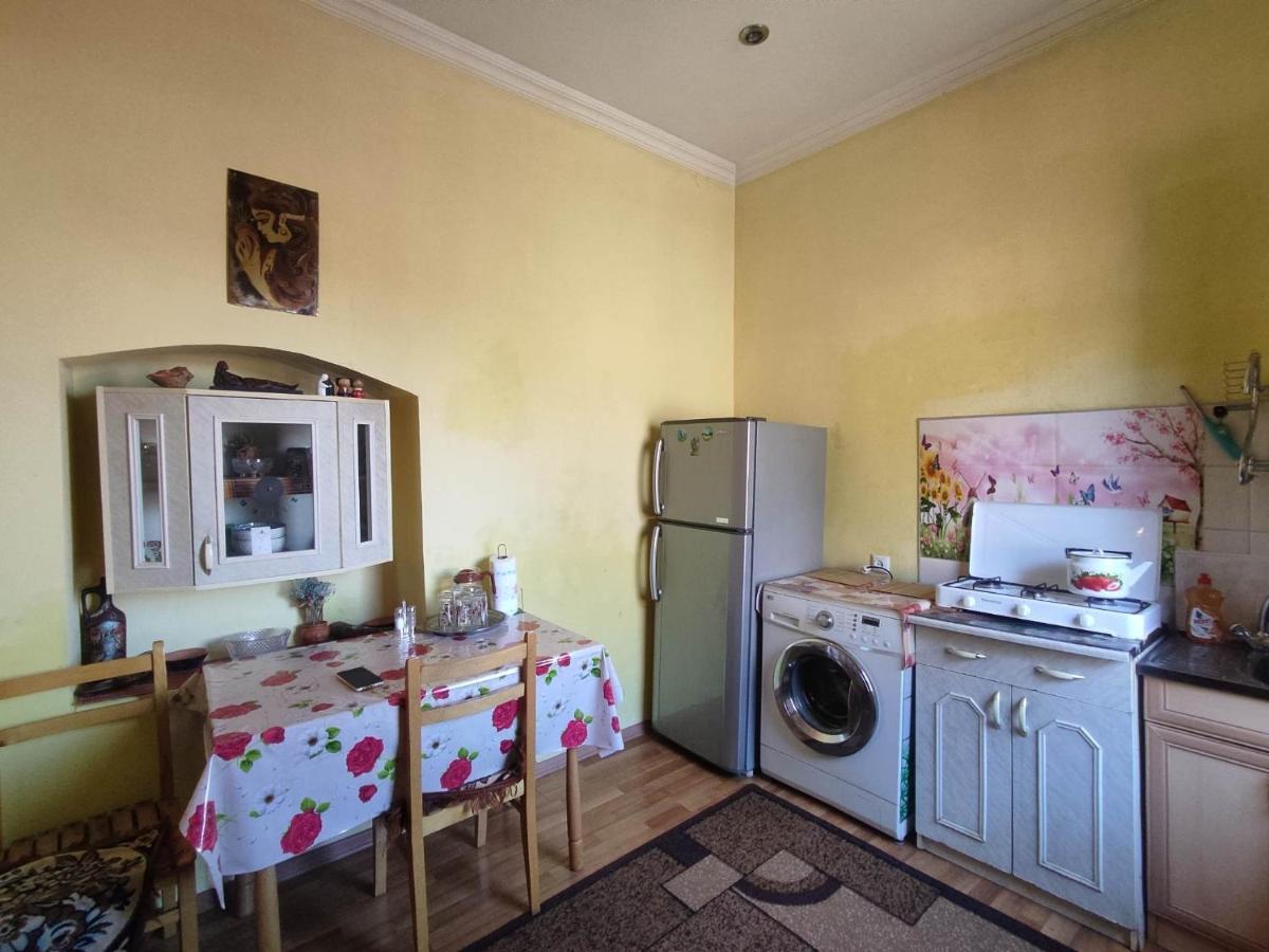 Edlen Apartment Tbilisi ภายนอก รูปภาพ