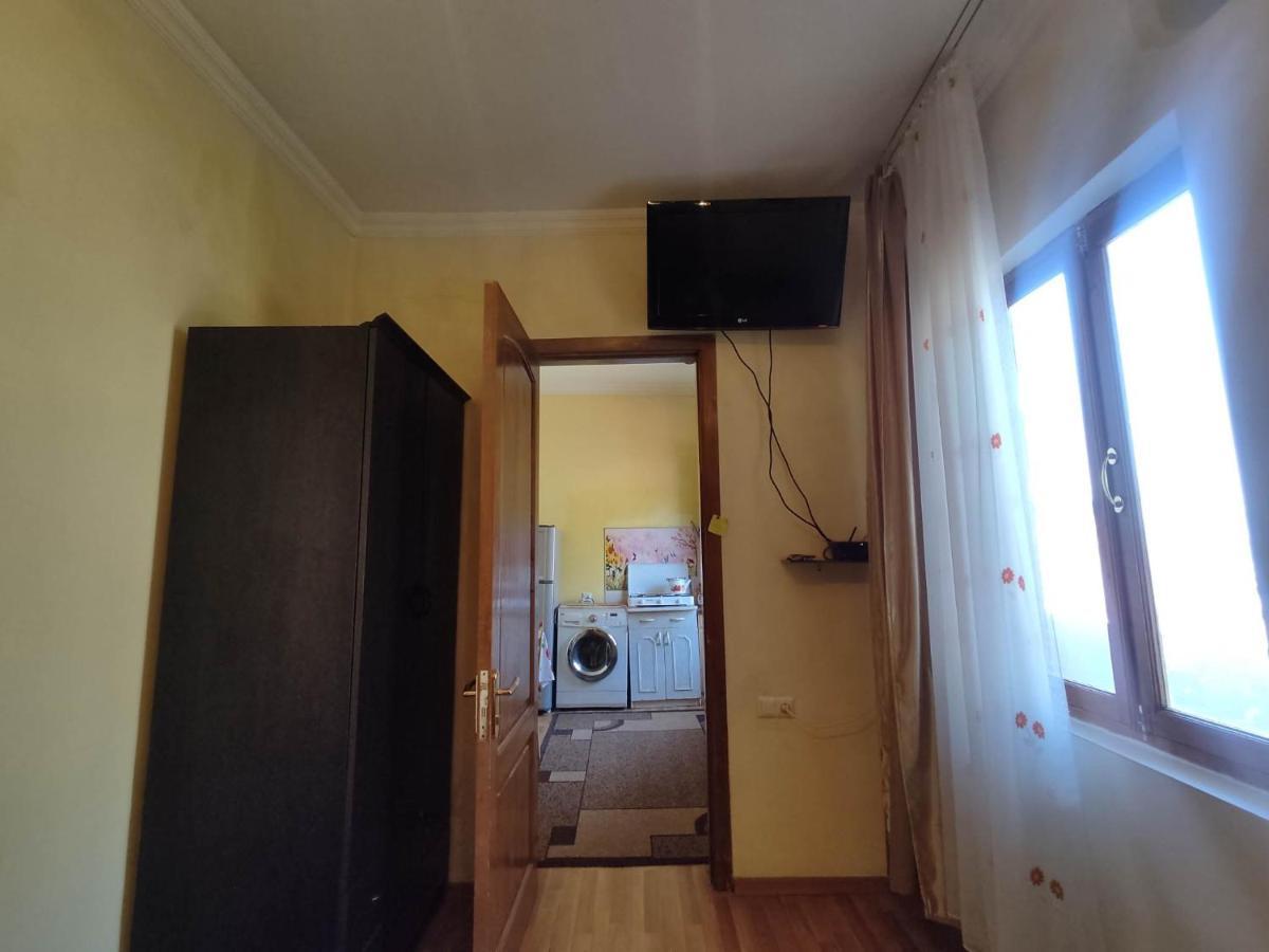 Edlen Apartment Tbilisi ภายนอก รูปภาพ
